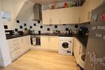 4 bedroom end of terrace house to rent