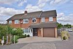 4 bedroom semi-detached house to rent