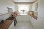 4 bedroom semi-detached house to rent