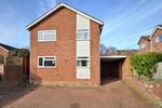 5 bedroom detached house to rent