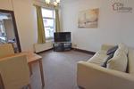 5 bedroom end of terrace house to rent