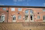 2 bedroom barn conversion to rent