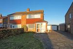 3 bedroom semi-detached house to rent