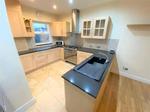 3 bedroom end of terrace house to rent