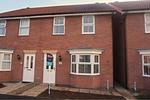 3 bedroom semi-detached house to rent