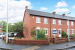 3 bedroom semi-detached house to rent