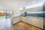 4 bedroom town house to rent