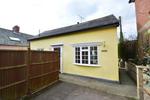 1 bedroom detached house to rent