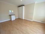1 bedroom house share to rent
