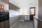 3 bedroom end of terrace house to rent