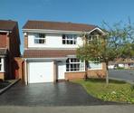 4 bedroom detached house to rent