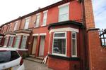 3 bedroom end of terrace house to rent