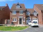 5 bedroom link detached house to rent