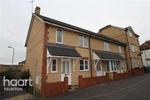 3 bedroom end of terrace house to rent