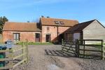 3 bedroom barn conversion to rent