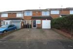 3 bedroom end of terrace house to rent