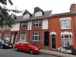 6 bedroom terraced house to rent