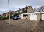 3 bedroom semi-detached house to rent