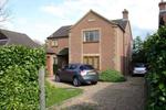 4 bedroom detached house to rent