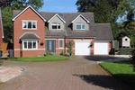 5 bedroom detached house to rent