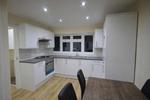 4 bedroom semi-detached house to rent