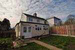 3 bedroom semi-detached house to rent