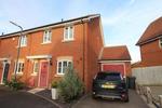 3 bedroom semi-detached house to rent