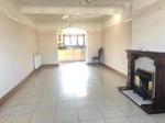 3 bedroom end of terrace house to rent