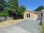 2 bedroom semi-detached bungalow to rent