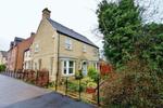 4 bedroom link detached house to rent