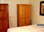 3 bedroom flat share to rent