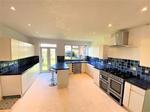 5 bedroom semi-detached house to rent