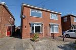 2 bedroom semi-detached house to rent