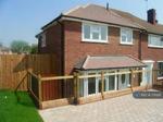 3 bedroom end of terrace house to rent