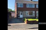 3 bedroom semi-detached house to rent