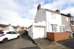 2 bedroom end of terrace house to rent