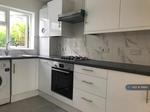 3 bedroom semi-detached house to rent