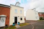 3 bedroom end of terrace house to rent