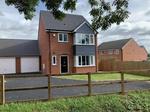 4 bedroom link detached house to rent