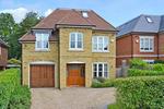 6 bedroom detached house to rent