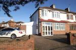 3 bedroom end of terrace house to rent