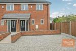 3 bedroom semi-detached house to rent