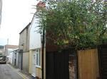 1 bedroom end of terrace house to rent