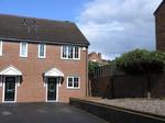 3 bedroom semi-detached house to rent