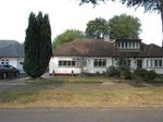 2 bedroom semi-detached bungalow to rent