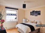 2 bedroom flat share to rent