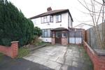 4 bedroom semi-detached house to rent