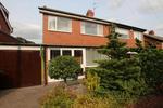 3 bedroom semi-detached house to rent