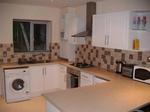 4 bedroom semi-detached house to rent