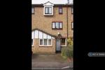 5 bedroom terraced house to rent